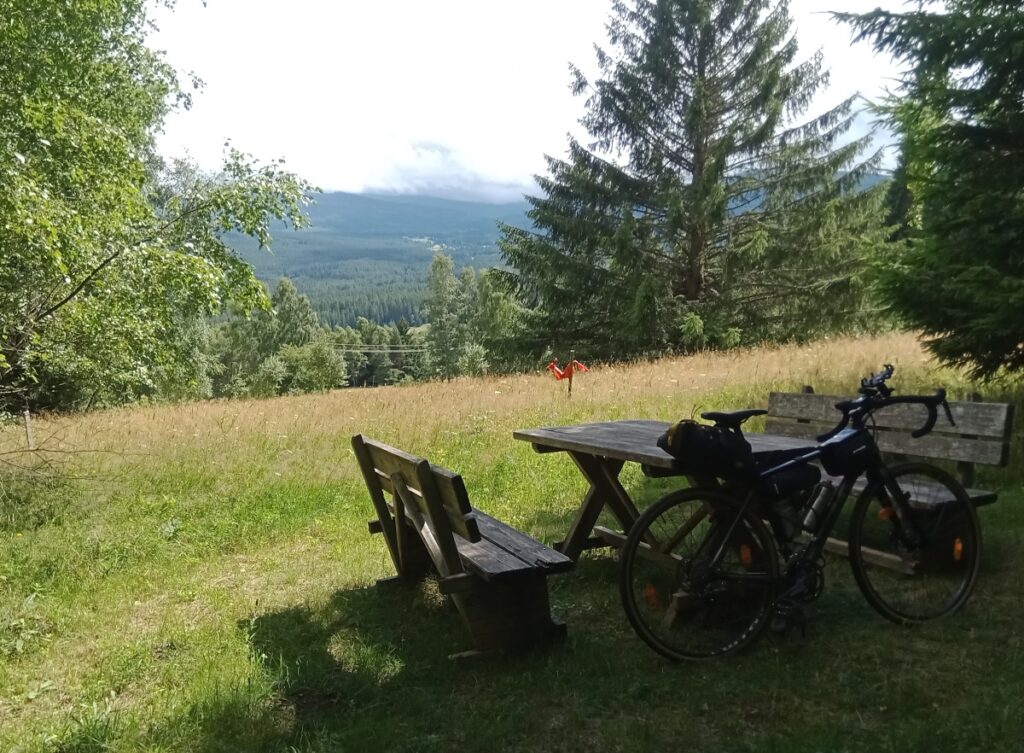 Gravelování na Šumavě, jízda pro plechovku